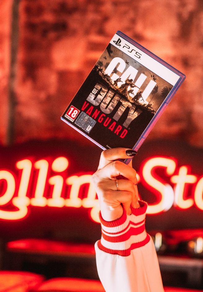 Call of Duty: Vanguard × Rolling Stone — 3D creative campaign (5)